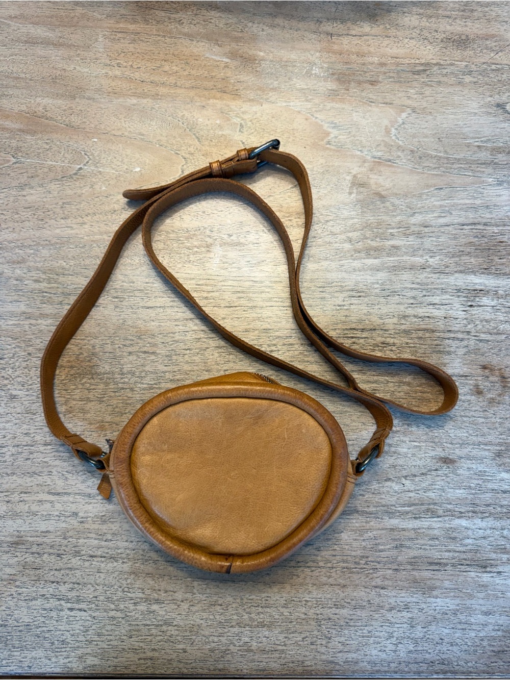 Compact Tan Leather Crossbody bag with Adjustable Strap
